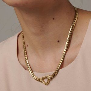 NEW 18K Gold Plated Chain Heart Necklace